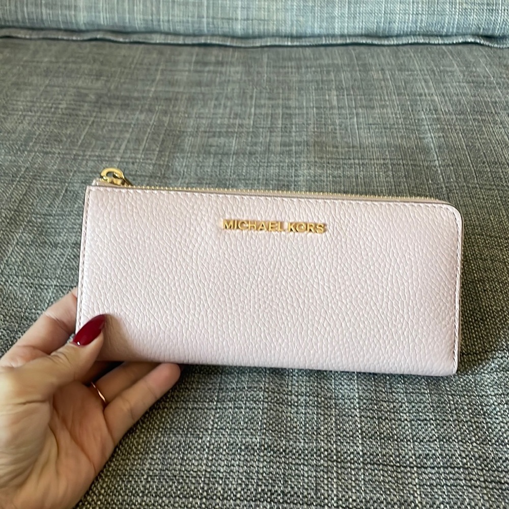Pink NWT Michael Kors wallet